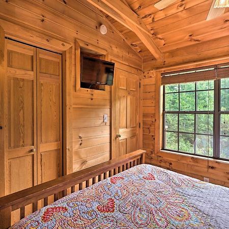 Quaint Log Cabin With Views Near West Jefferson Warrensville Dış mekan fotoğraf