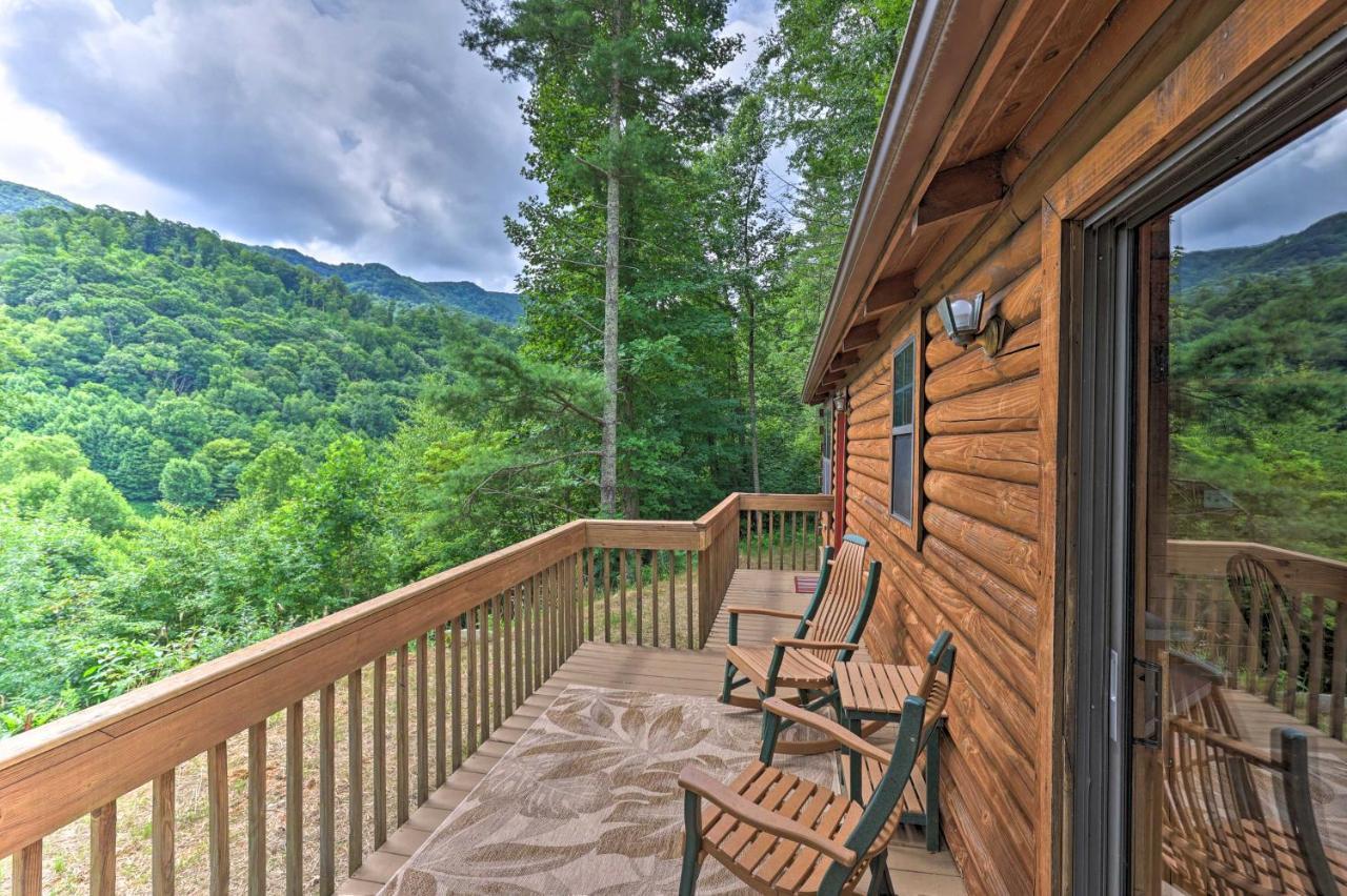 Quaint Log Cabin With Views Near West Jefferson Warrensville Dış mekan fotoğraf